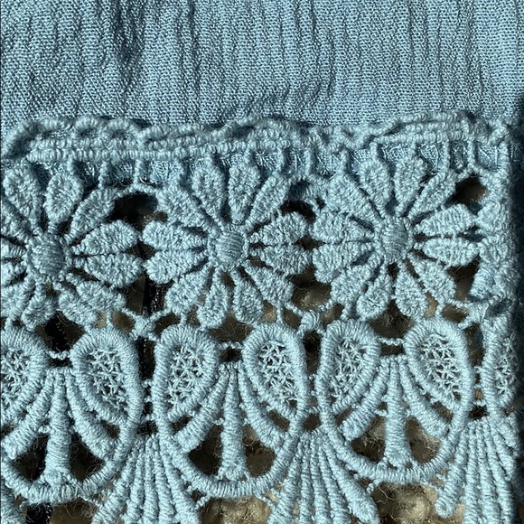 Lace Forver 21 Tank top - Picture 3 of 4